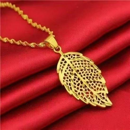 Fashion Gold Maple Leaf Pendant Necklace for Women - Hollow Water Wave Chain Design