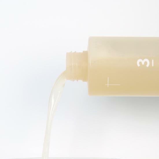 numbuzin No. 3 Super Glowing Essence Toner 200mL