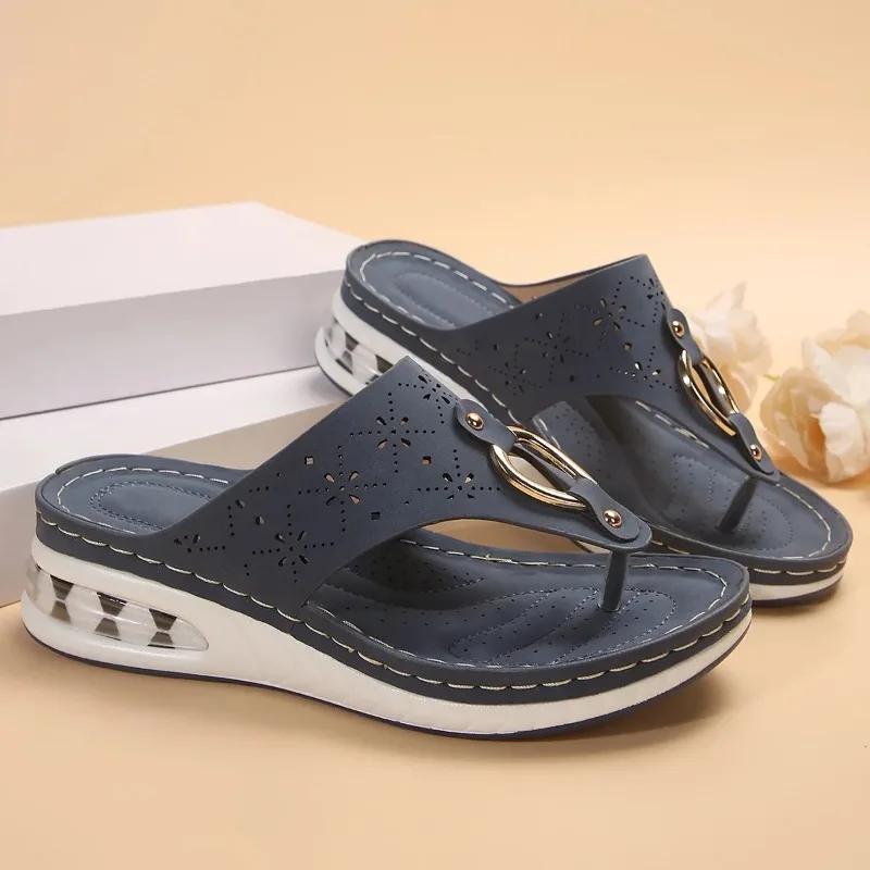 Summer Women's Wedge Shoes New Retro Slip on Platform Wedge Slippers for Women Outdoor Casual Beach Shoes Women's Flip Flops