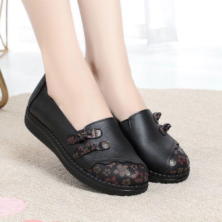 

Одиночные туфли женские 2025 новые туфли для мам модные ретро туфли на плоской подошве женские туфли с круглым носком повседневные шапочки туфли одна педаль 35 чёрный