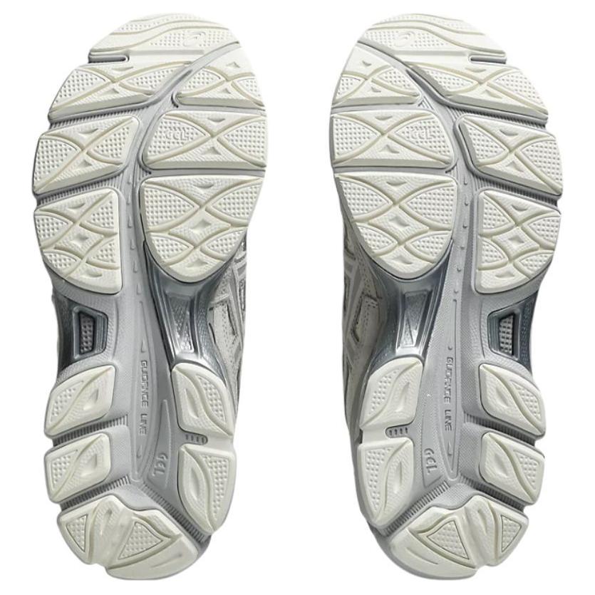 Asics Gel NYC Cream Grey Sneakers 1203A739-100