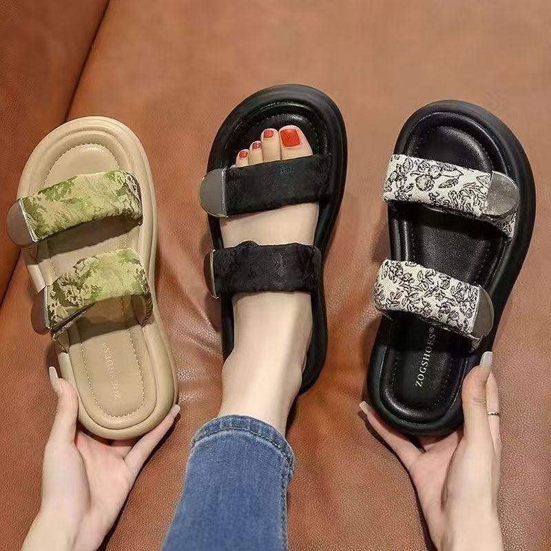 Slippers women's summer wear new high-end fashion with skirt platform beach sandals one-word sandals
