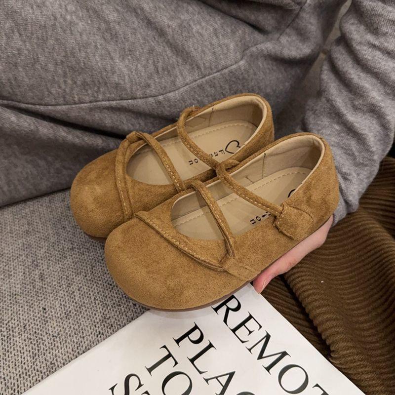 

Девочки Мокасины Однотонные Ретро Детские Балетки Круглый Носок Нескользящие 2025 Новые Детские Кожаные Туфли Корейский Стиль Мягкая Подошва Шикарные 32 коричневый