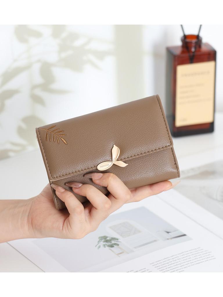 Women's 2025 Medium Wallet: Large Capacity Leaf Embroidery Flower Coin Purse & Card Holder Clutch