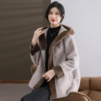 New Mom's Winter Wear Mink Fleece Faux Fur Hooded Coat for Middle and Old Age Women's Fur Integrated Coat
