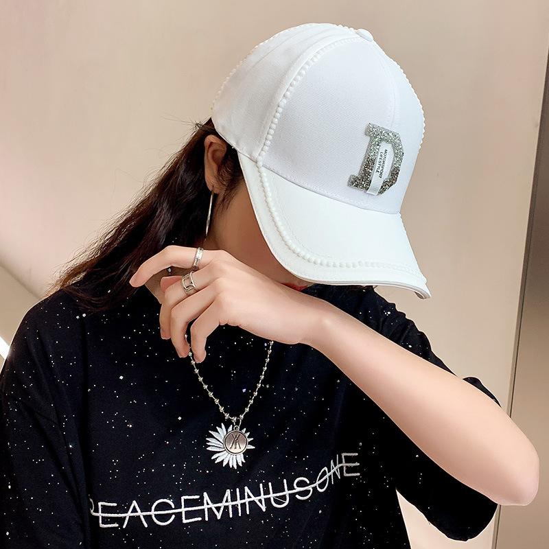 

Versatile casual hat D letter rhinestone with diamond Internet celebrity cap shade spring and summer baseball cap tide Adjustable