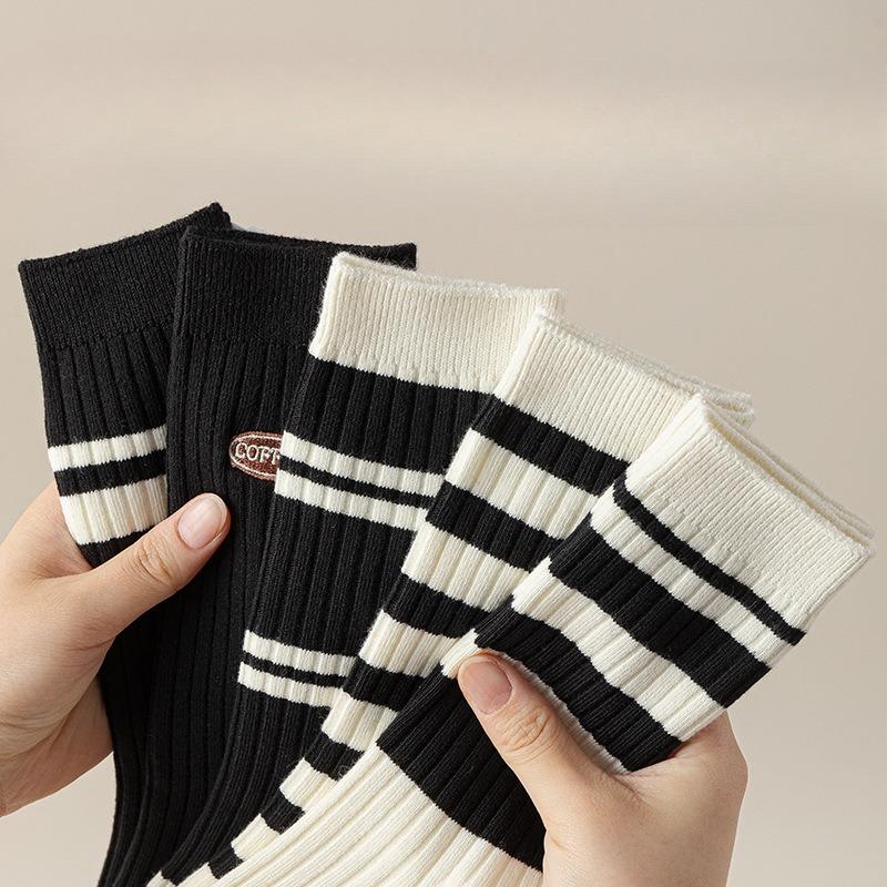 Women's Spring and Autumn Mid-calf Socks, Sweat-absorbing and Odor-proof Pure Cotton Socks, Versatile Pile Socks, Multicolored Cotton Socks