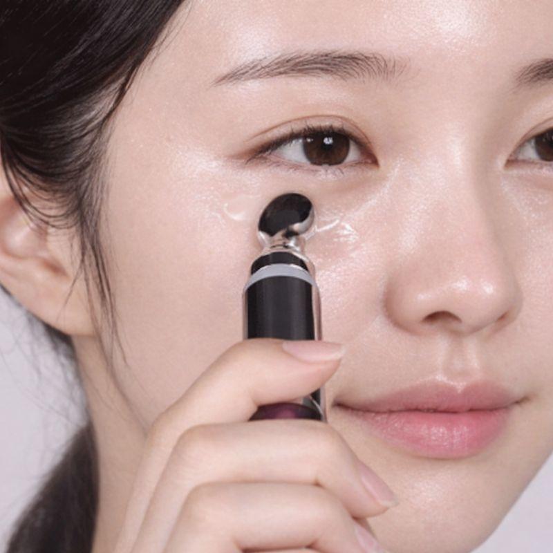 VT Reedle Shot Vita-Light Krem pod oczy 15 ml (Bielenie) z urządzeniem wibracyjnym