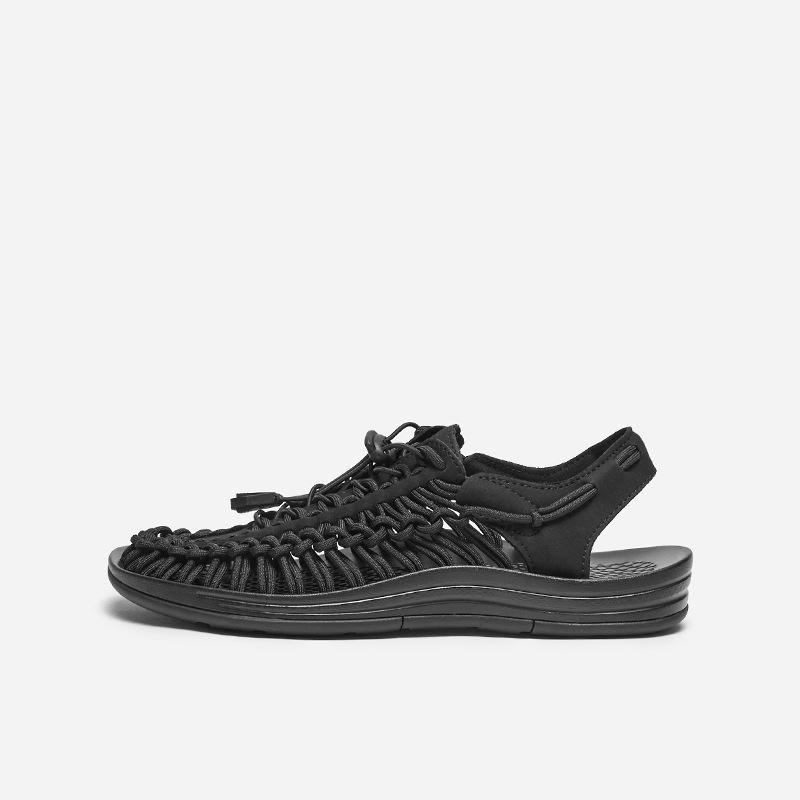 2024 Summer Trendy Baotou Sandals: Fashionable Casual Men's Beach Shoes