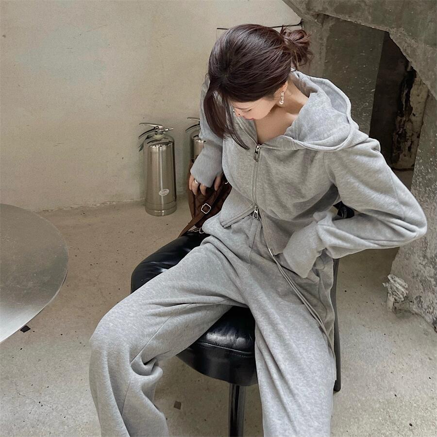 Chic Early Autumn Women's Hooded Sweatshirt and Pants Set #867: Trendy Casual Sportswear Two-Piece Suit