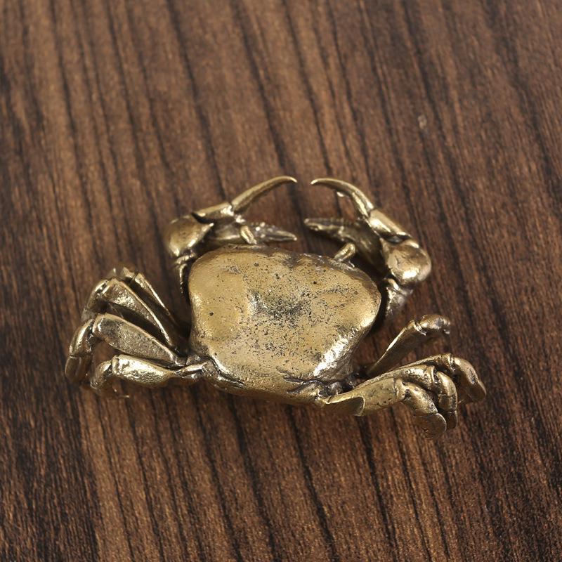 Solid Brass Crab Ornament: Retro Fortune Tea Pet for Home or Office Decor