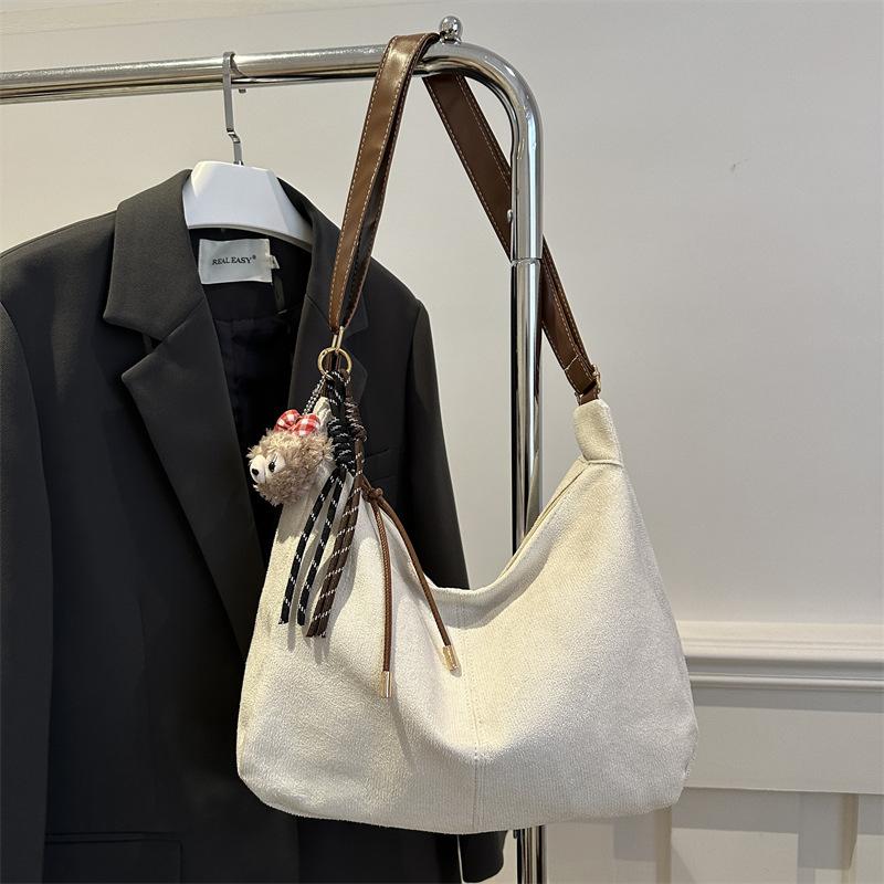 Retro Bag Female Tote Bag Large Capacity Autumn and Winter Foreign Style Oblique Span 2025 New Leisure Work Commuter Bag