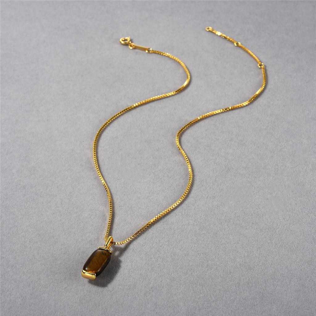 Simple Temperament Versatile Brass Plated 18K Real Gold Chain Green Dongling Tiger'S Eye Stone Pendant Collarbone Chain Sweater Chain Women
