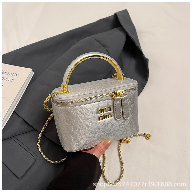 Premium niche bag women's 2025 new summer messenger bag casual portable box bag popular bucket bag