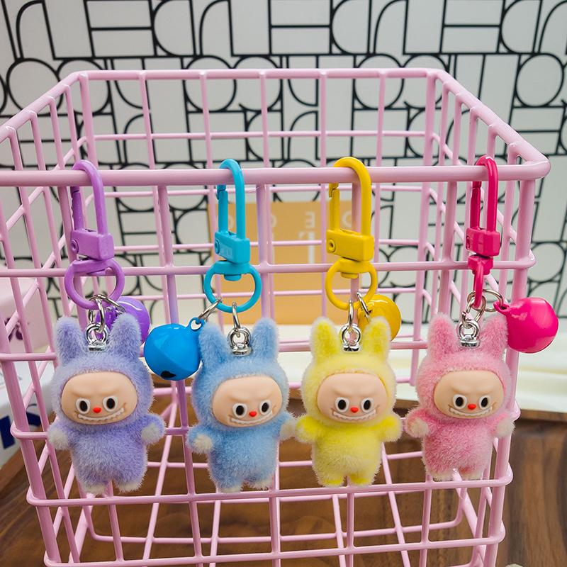 Anime Periferi Kawaii Söt Tecknad Labubu Nyckelring Hänge Bilnyckelring Kreativ Ryggsäcksdekorationstillbehör Gåvor