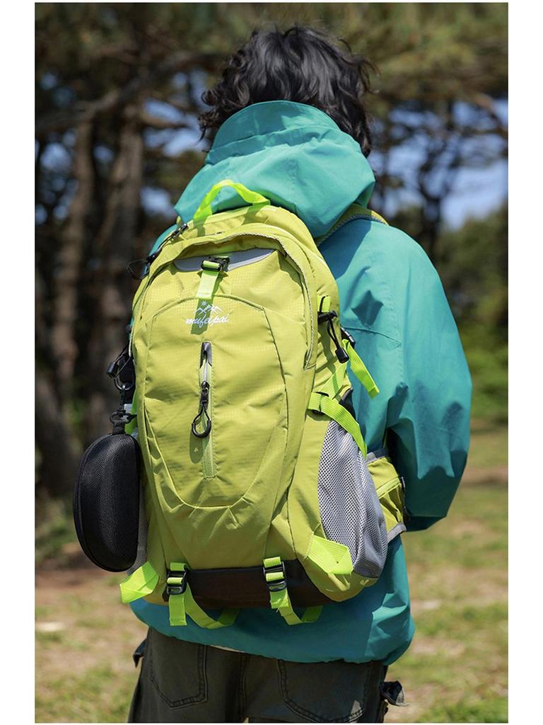 Large Capacity Lightweight Outdoor Hiking Backpack - Ideal for Travel and Sports