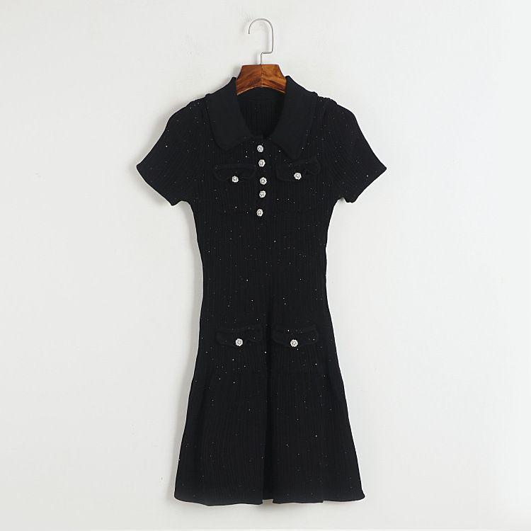 Elegant 2024 Spring/Summer French Slim-Fit Knit Dress with Rhinestone Button and Waist-Cinching Design One Size чёрный