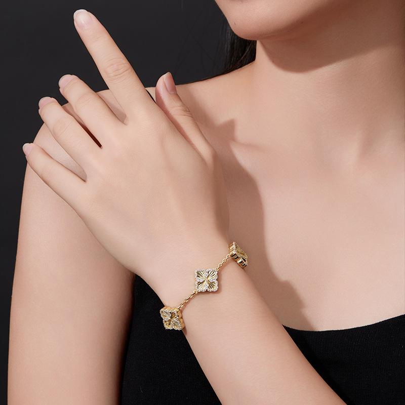 Luxury Adjustable Four-Leaf Clover Bracelet with Moissanite in S925 Silver