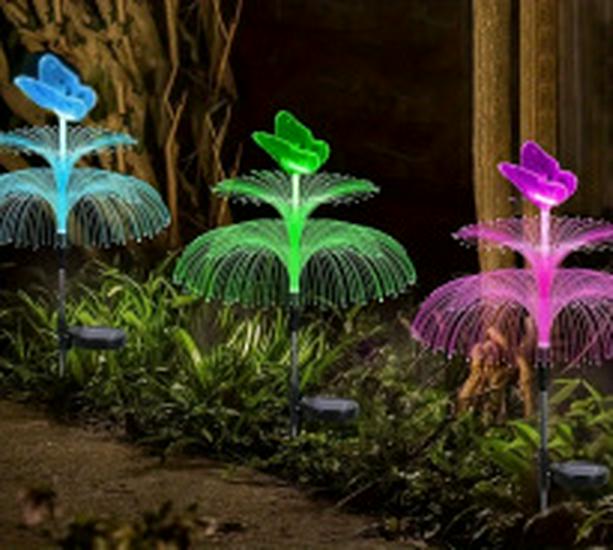 Decorative Solar Garden Light with Fiber Optic Jellyfish Design for Landscapes, Five-Layered Jellyfish String Light.
