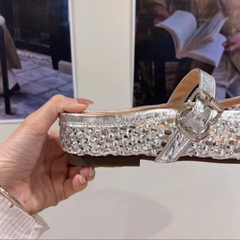 Móda Nové 2025 Luxusní Křišťálová Obuv Stříbrná Dámská Plochá S Boty Dámská Špičatá Špička Módní Kamínky Mělké Dámské Baleríny