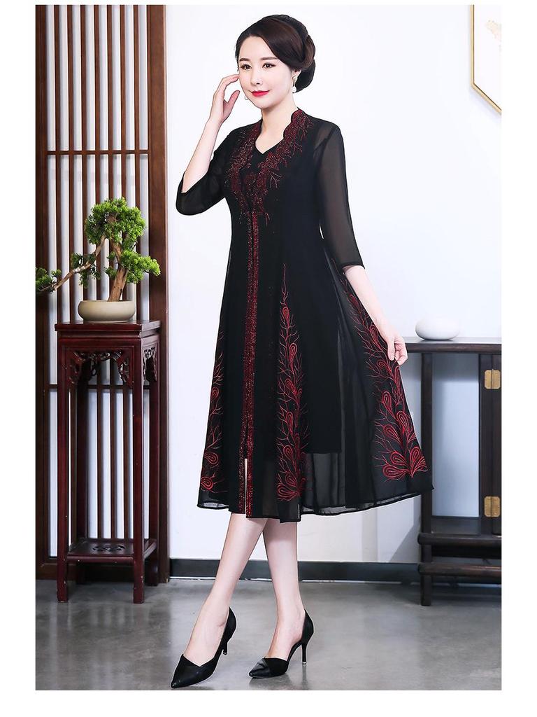 Chiffon Two-Piece Dress for Middle-Aged and Elderly Women - Stylish Mother's Spring/Summer Outfit