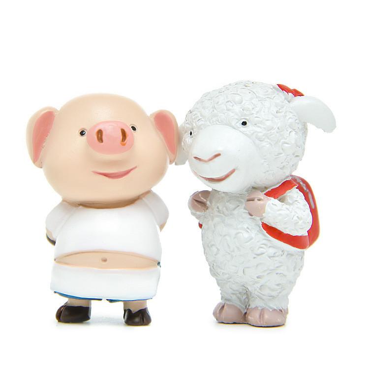 Resin Pig Cute And Lamb Ornament With Resin Craft For Collectors And Giving Gift