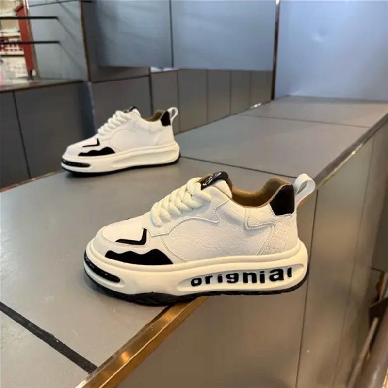 Color matching dad tide spring new soft-soled lightweight casual board shoes