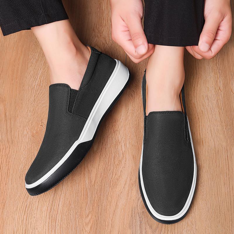 Fashion Genuine leather men's loafers Minimalist comfortable high-quality style Work and office Trendy youth shoes Fashion hot selling