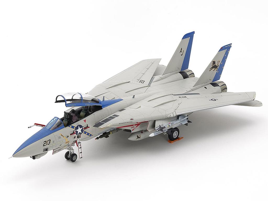 Tamiya Warbird Collection 95 Grumman Tomcat Plastic Model Kit 60795 1/72 No. F-14D (Airplane)