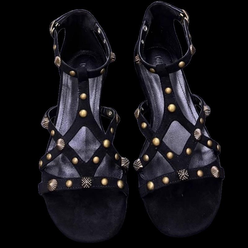 Retro ethnic style rivet open-toed flat-heeled sandals 2025 summer new European and American fashion Roman vacation shoes women