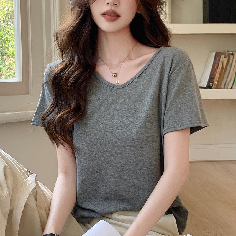 Ladies' Large V-Neck Short-Sleeve T-Shirt - Spring/Summer, Loose Fit, Solid Color, Versatile & Slimming.