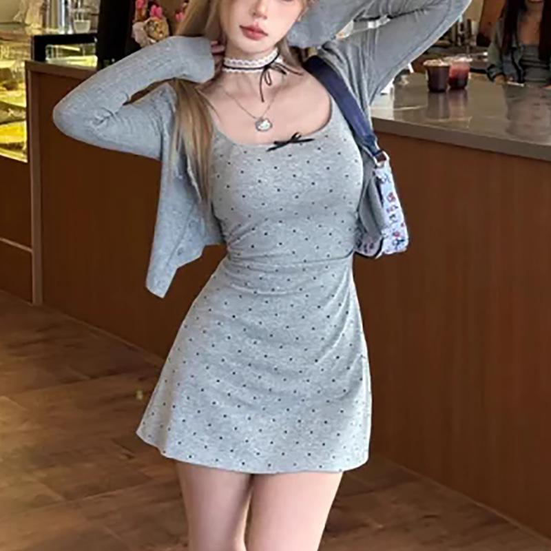 

Ретро Серое Платье в Горошек на Тонких Бретелях, Облегающее Талию, Короткое XL