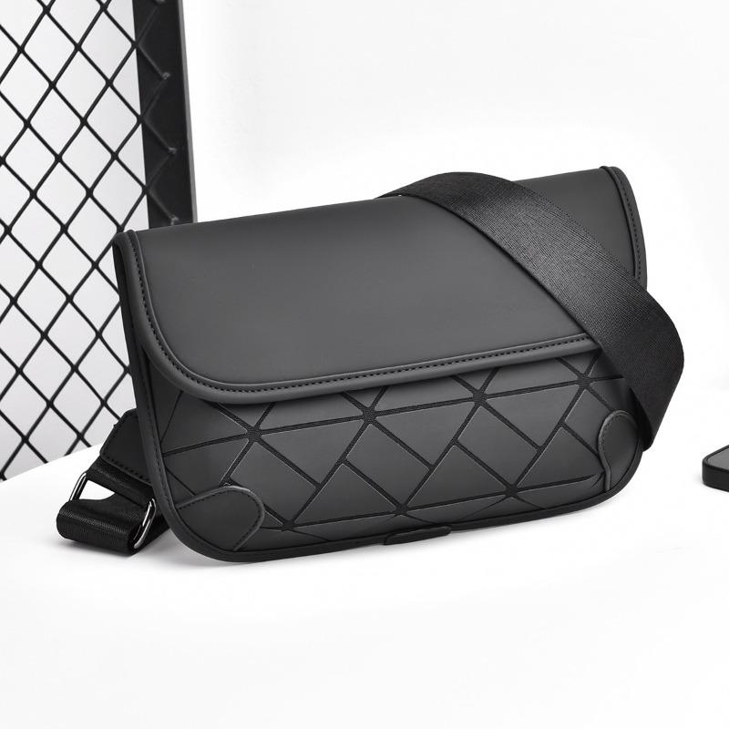 New Street Trend Small Satchel Men's Bag Shoulder Bag Outdoor Messenger Bag Portable