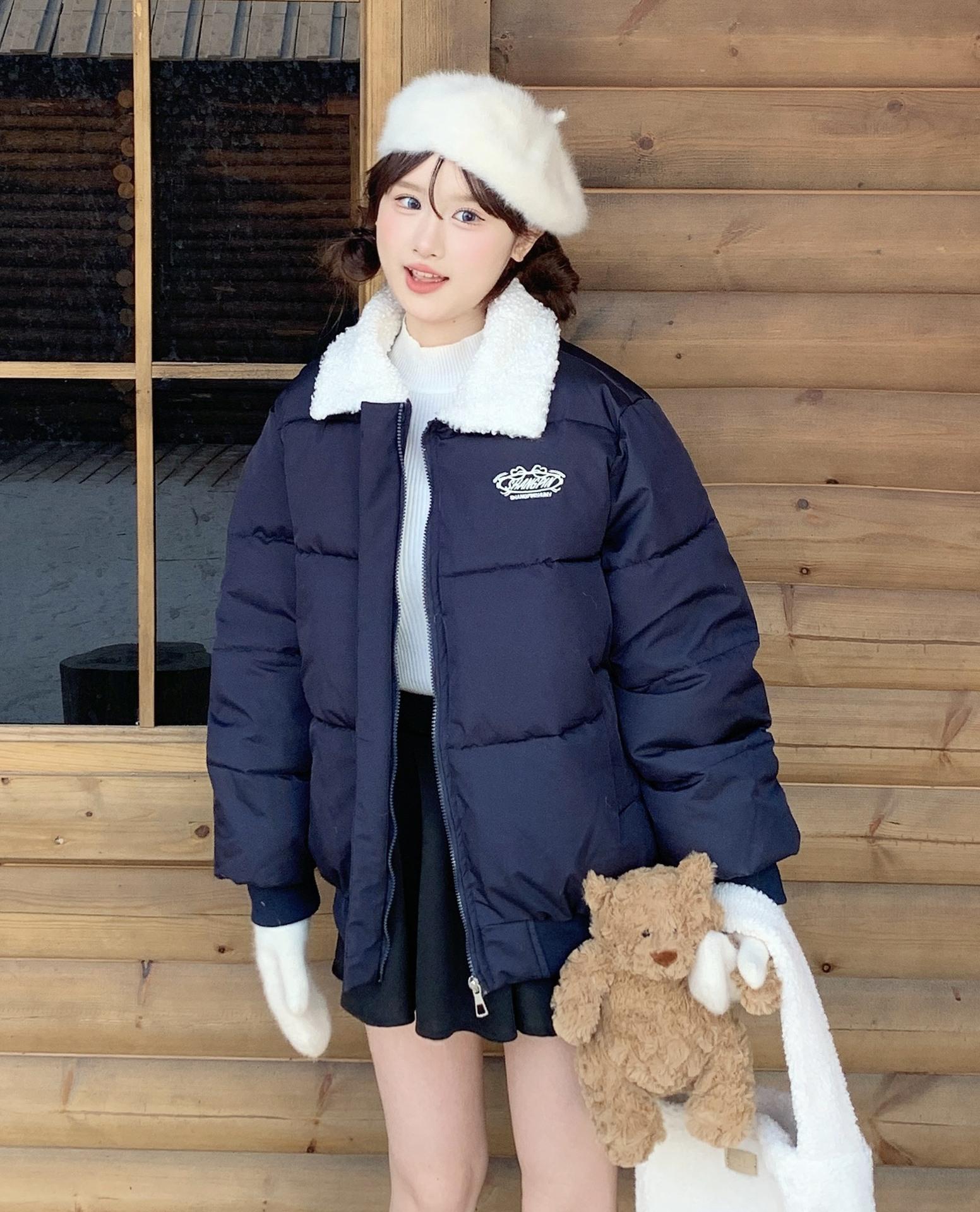 

Новый не мнущийся лацкан ретро ветрозащитный легкий утолщенный пушистый теплый холодный свободный короткий высококачественный ткань повседневная спортивная куртка S тёмно-синий