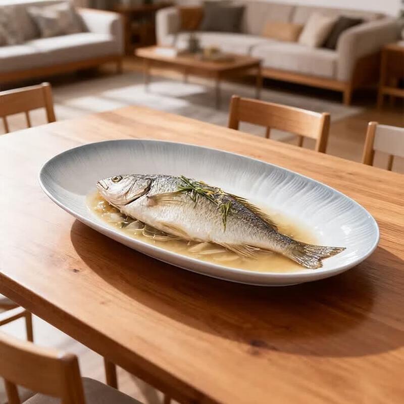 Huaqingge 12.5-inch Nordic Ceramic Gradient Fish Plate