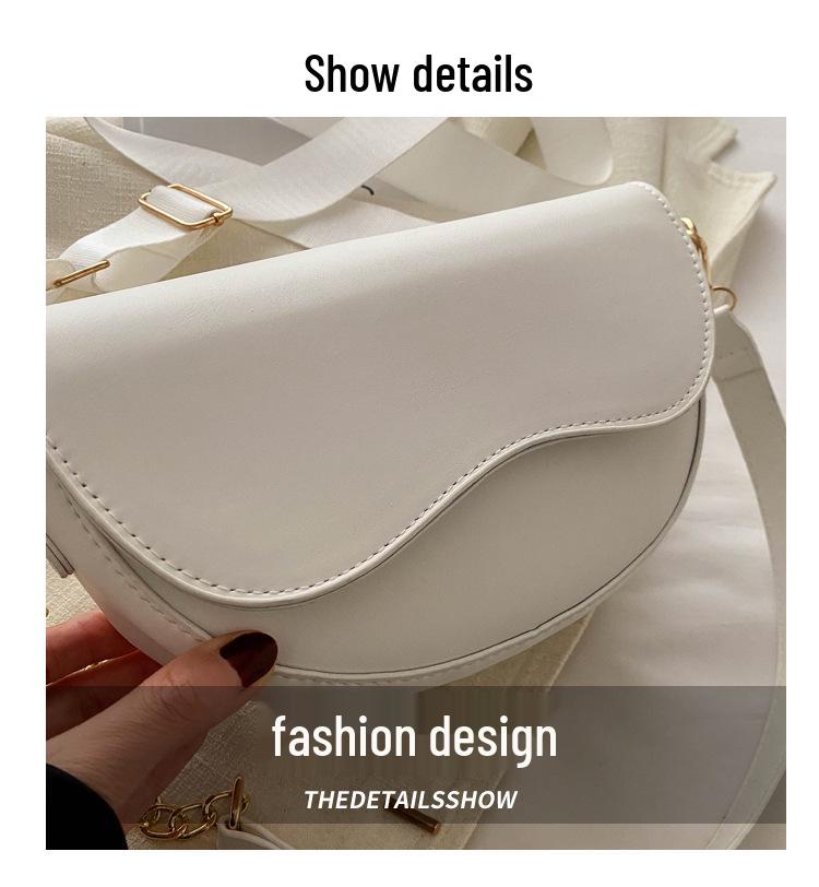 Women's Half-Moon Saddle Bag with Chain Strap - 2025 Spring/Autumn Collection, Crossbody or Single Shoulder Style with Wide Strap