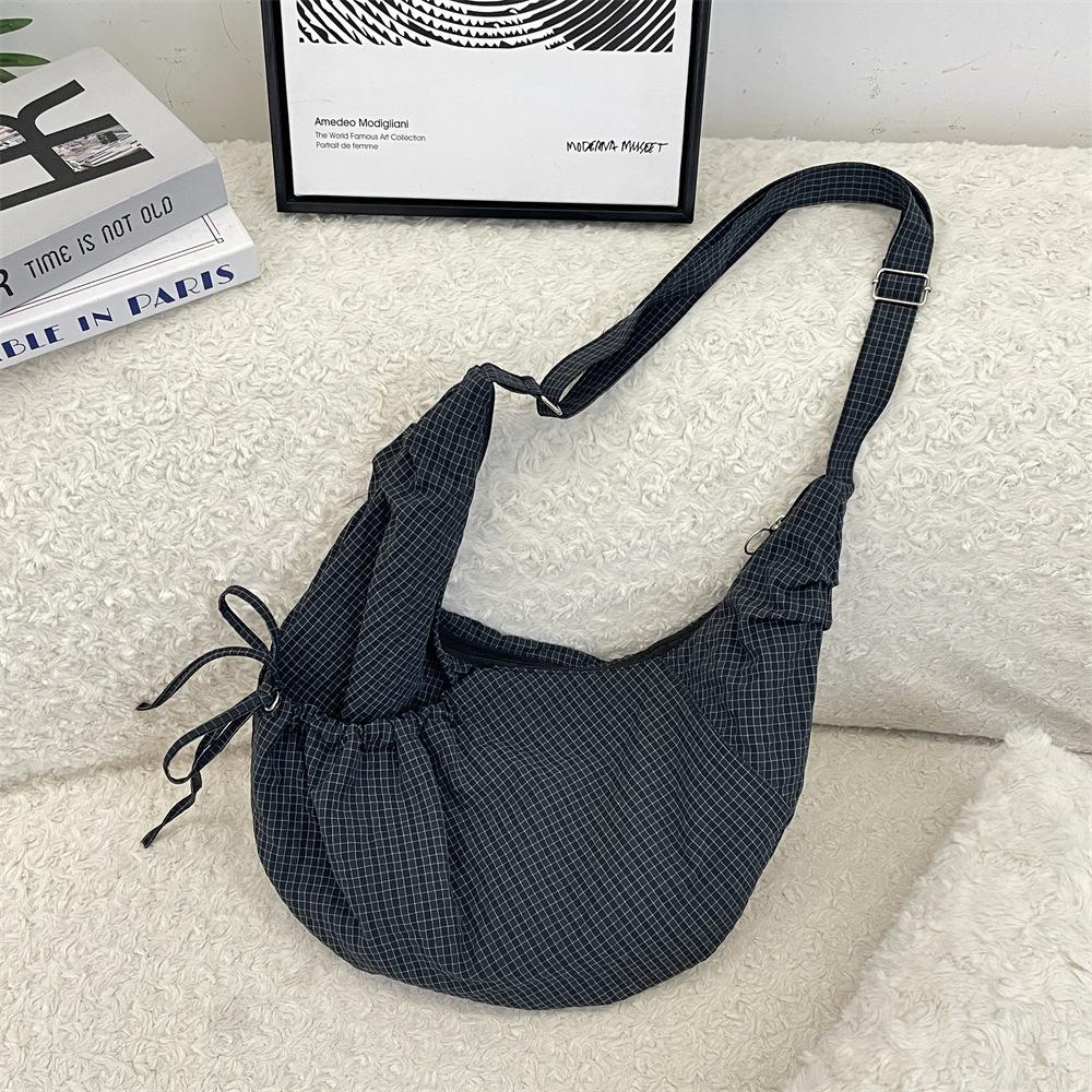Lazy Wind Croissant Bag Large Capacity Pleated Nylon Plaid Bag Commuter Shoulder Canvas Bag