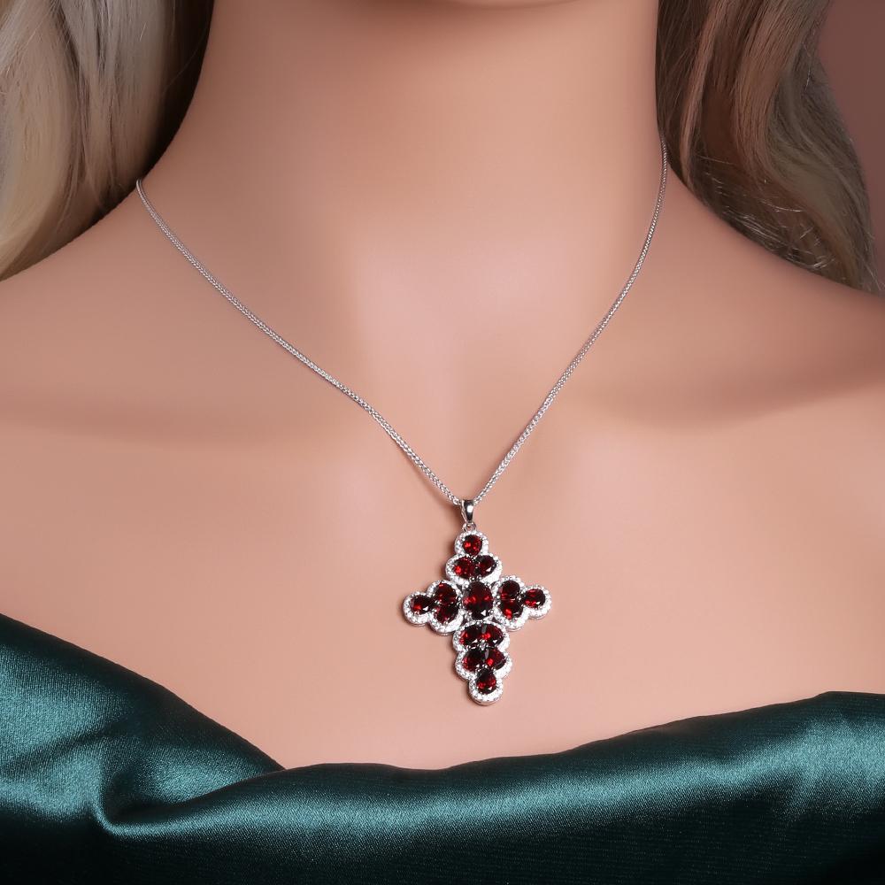 Women's Cross Pendant S925 Silver with 18inch Chain Necklace Natural Red Garnet Gemstone Fine Jewelry for Your Belief Gift