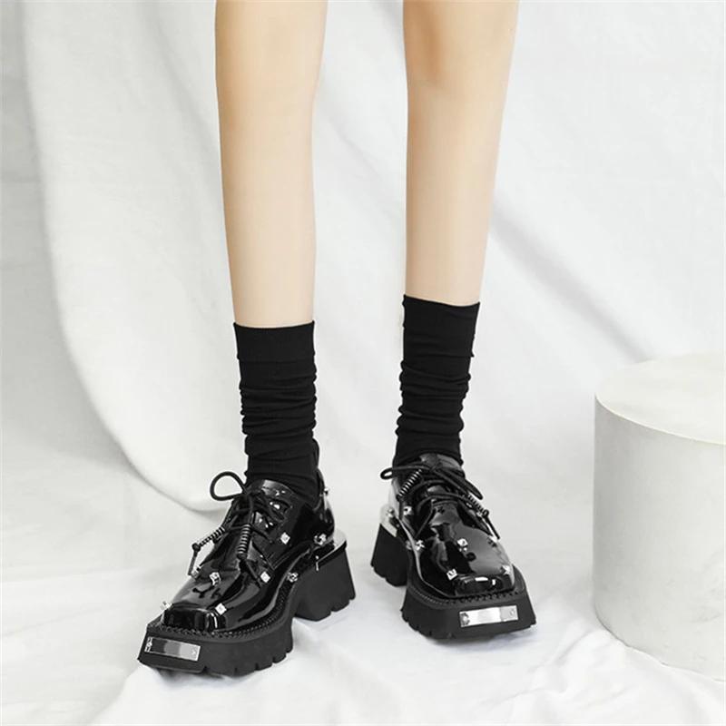 Fashion New Retro Metal Decor Women Derby Shoes Thick Sole Dress Leather Wedge Shoes Casual Loafers Black Lace-up Platform Flats Pumps