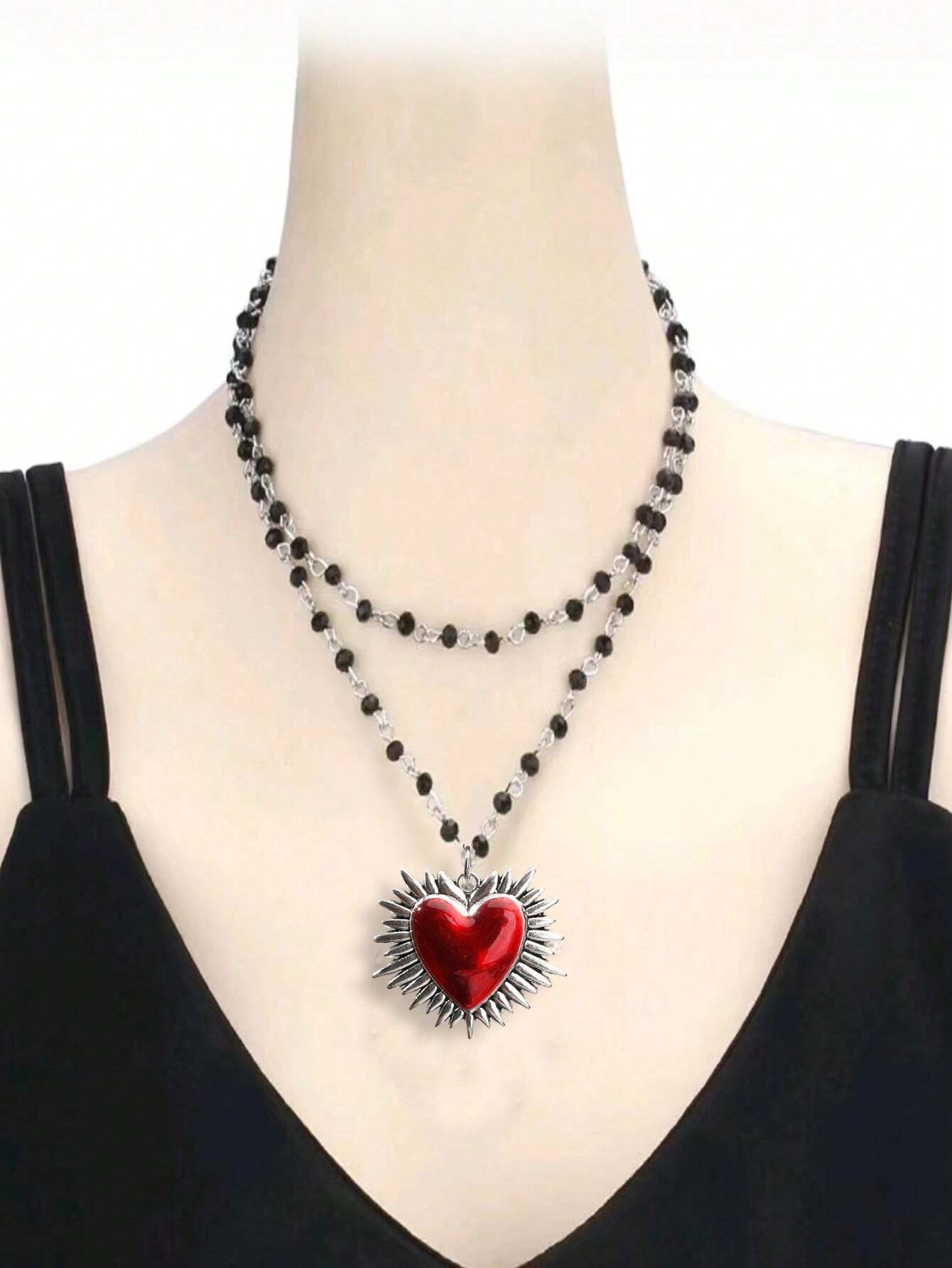 

Hip-Hop Bohemian Style Heart Pendant Necklace, Crystal Beaded Women S Necklace, Heart-Shaped Necklace, Gothic Necklace one-size чёрный