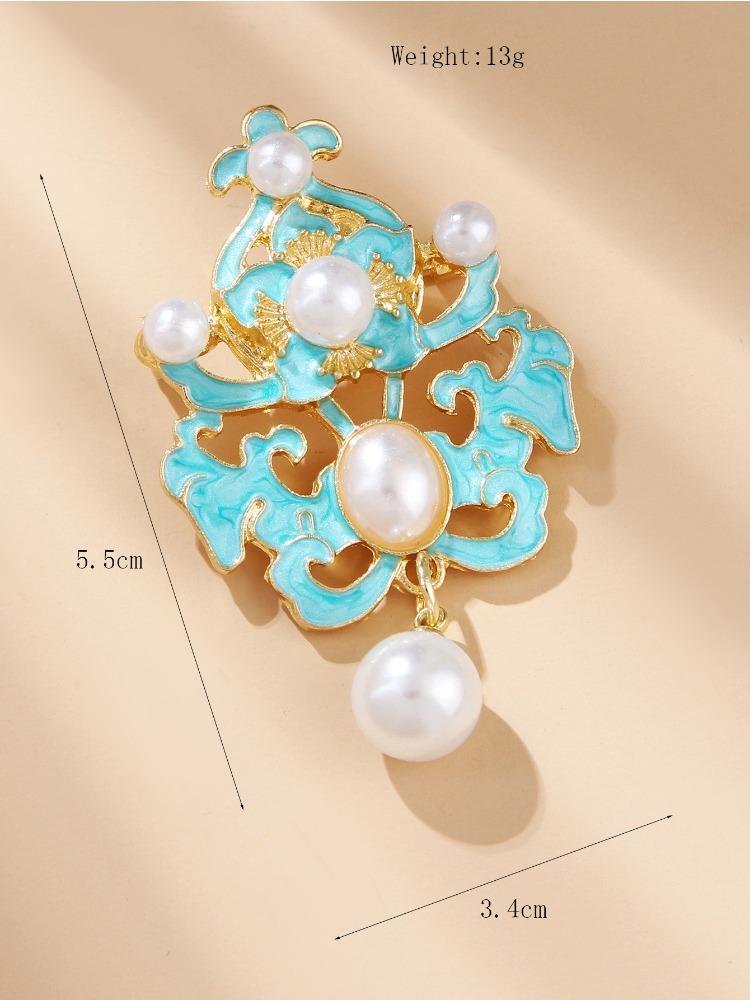 Chinese Style Ethnic Hollowed Out Oil Drop Pearl Butterfly Auspicious Cloud Pendant Brooch Cheongsam Accessories Female Pins Long-Lasting Color Brooch