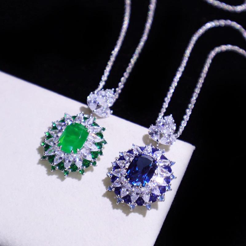 Recommended Imitation Emerald Set, Royal Sapphire Colored Treasure Pendant, Open Ring, Micro-Set Earrings.