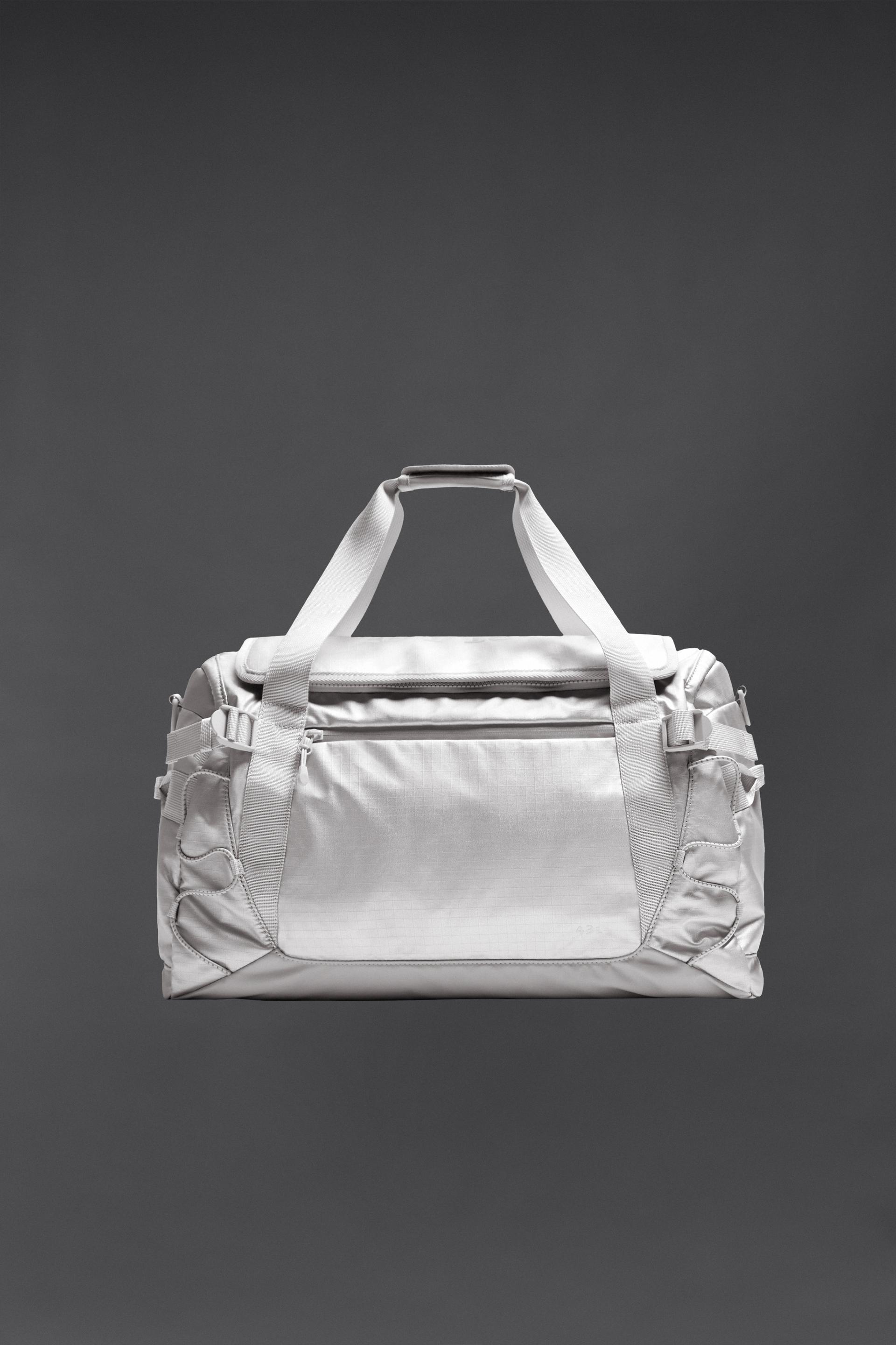 

СЕРЕБРЯНАЯ СПОРТИВНАЯ СУМКА ДЛЯ БОУЛИНГА