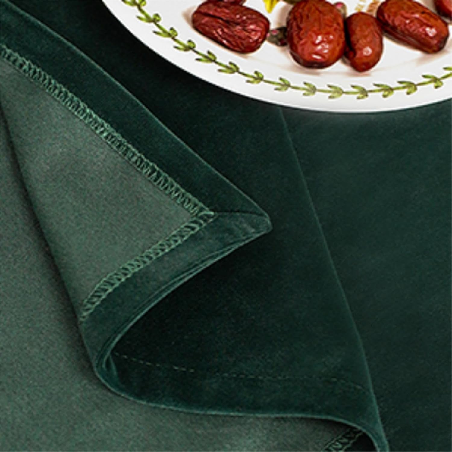 Christmas Green Velvet Tablecloth, 60 x 102 Inch Rectangle Table Cover, Green Table Cloth Smooth Luxury Tablecloth for Party 132x180cm зелёный