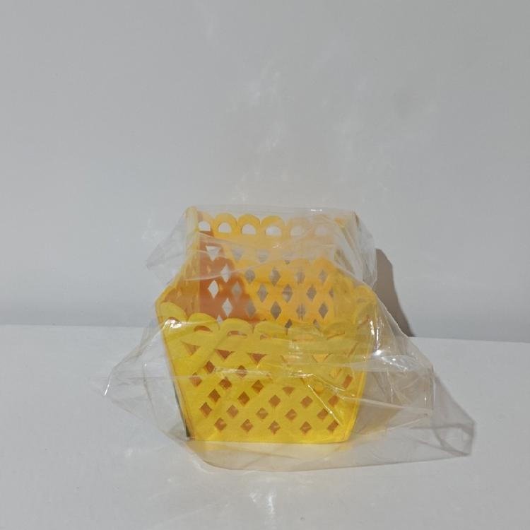 Holiday Gift Bag Features a Colorful Rooster Versatiled Storage Basket for Eggs and Candy for Parties Decoration