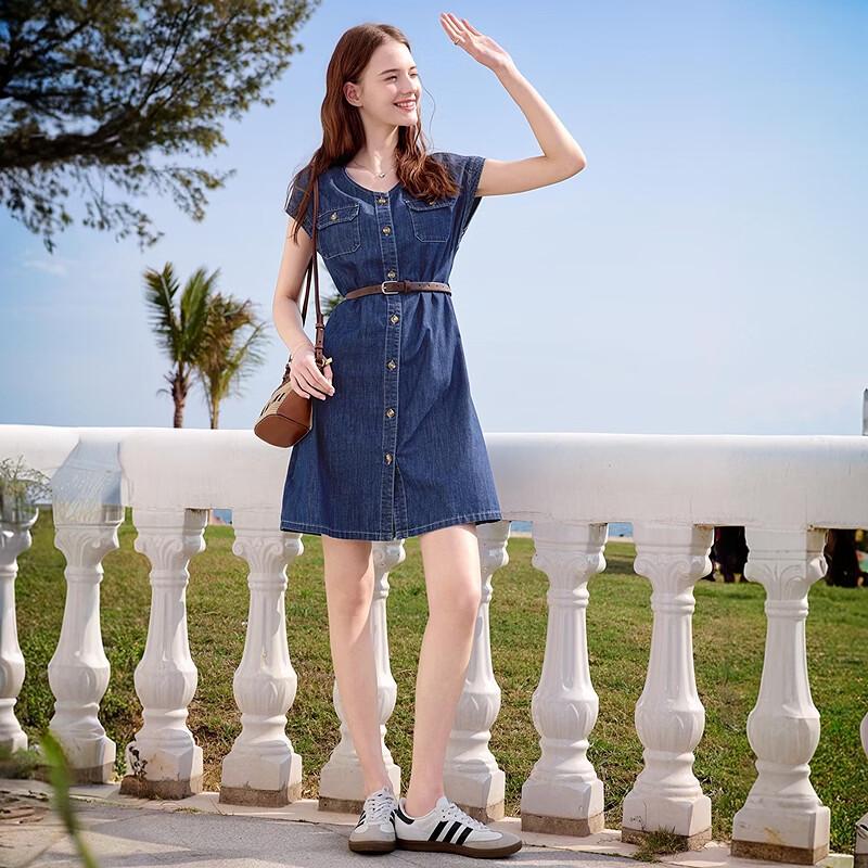 Betu Women's Lightweight Denim Dress with Belt
