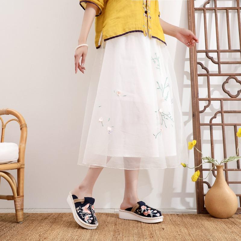 Fashionable Ethnic Style Embroidered Cloth Shoes Hanfu Shoes