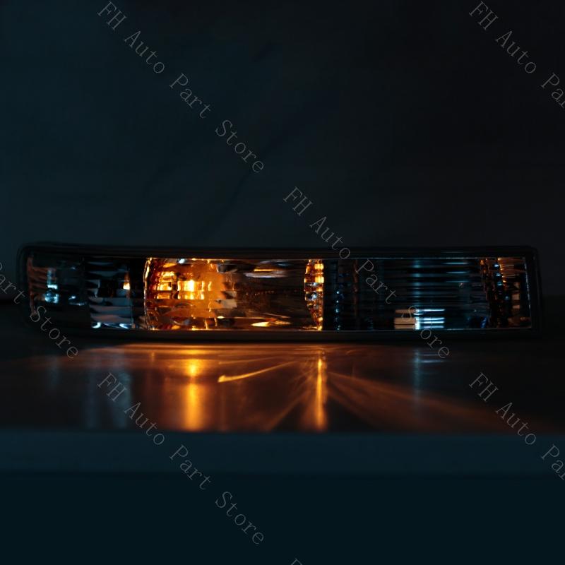 2PCS For GMC Savana Van 1500 2500 2003 2004 2005 2006-2019 Front Bumper Fog Light Turn Signal Lamp With Bulb GM2520188 GM2521188