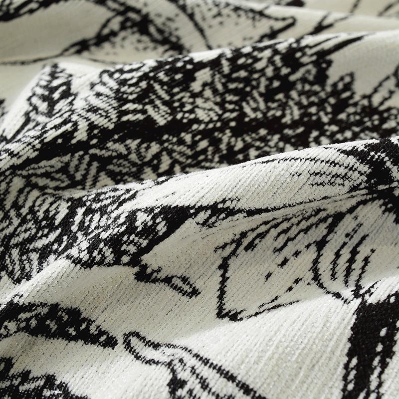 Pastoral Chenille Sofa Cover: Thick, Full-Coverage, Anti-Scratch Slipcover for All Seasons