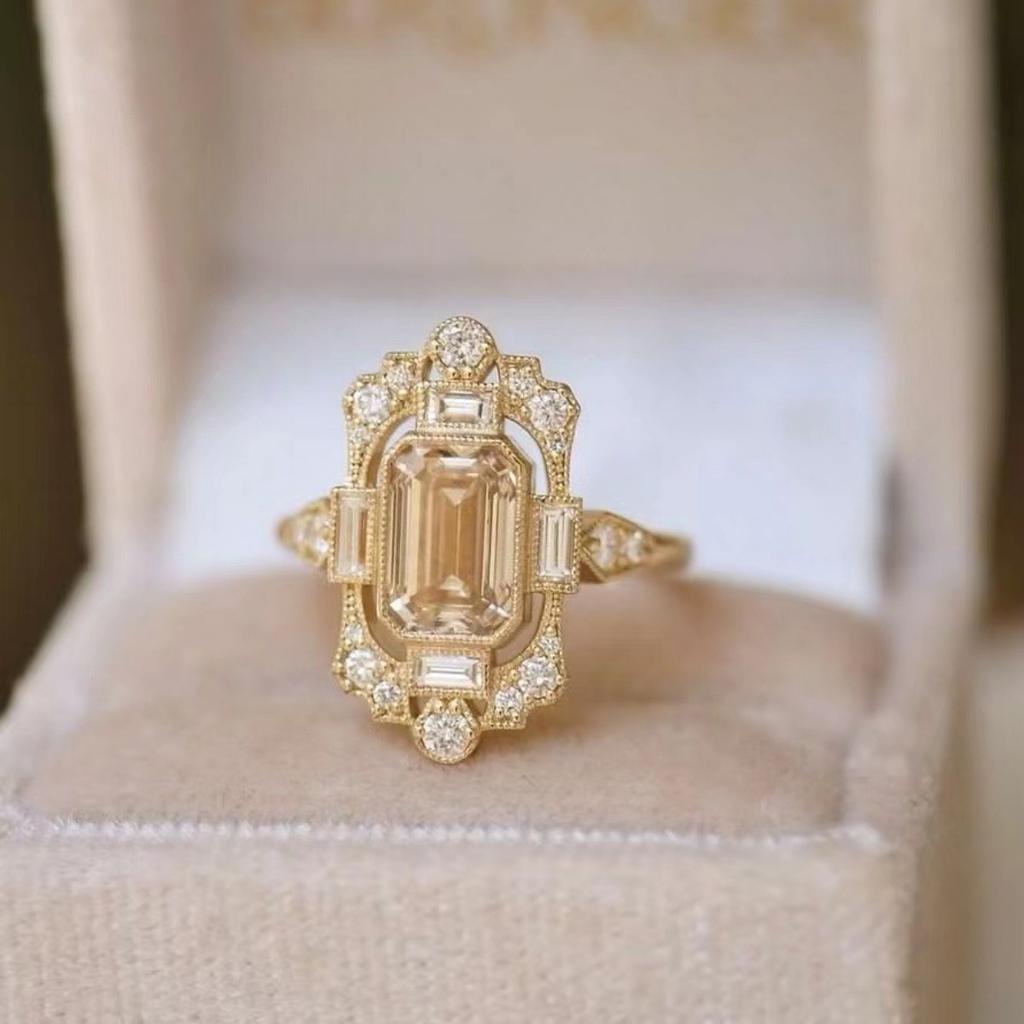 Luxury American Ins New Zircon Ring, Classical Style Inlaid Champagne Diamond Ring Women's Jewelry